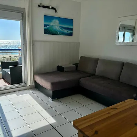 *au Lydia* Vue Sur Mer, Avec Piscine. *