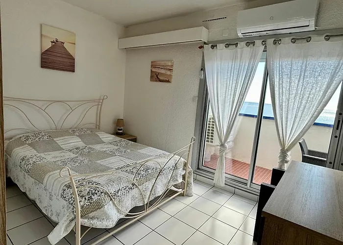 아파트 *au Lydia* Vue Sur Mer, Avec Piscine.
