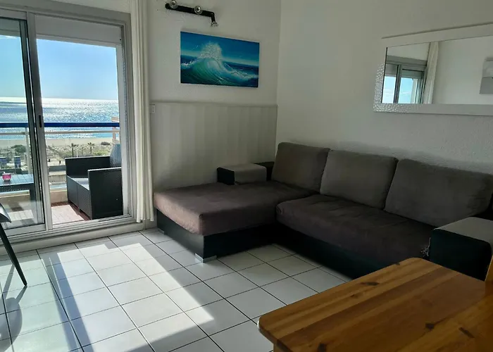 *au Lydia* Vue Sur Mer, Avec Piscine. *